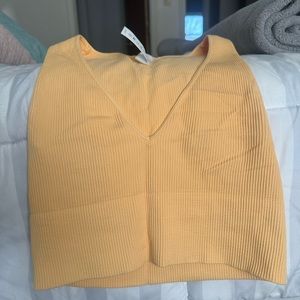 Soft cropped yellow shirt